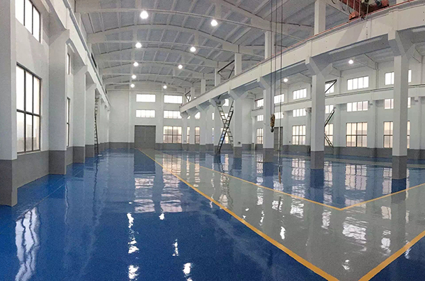 環氧地坪漆在工業廠房裝修中的實際作用