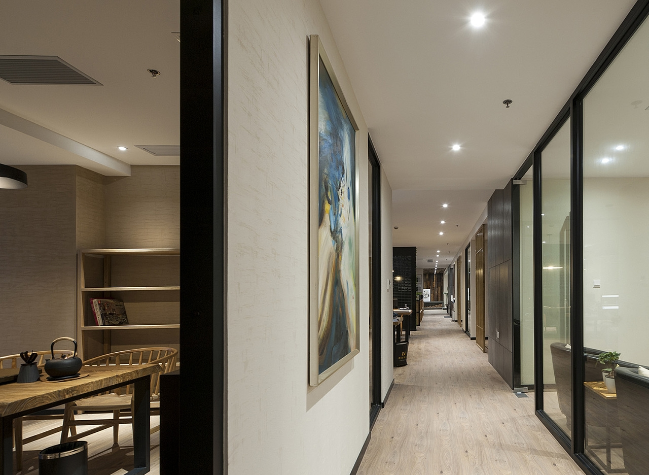 20181018024642164.jpg 辦公室過道設(shè)計(jì)實(shí)景